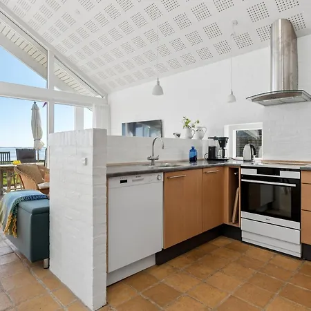 بيت للعطل Unique House - Right On The سفينبورغ