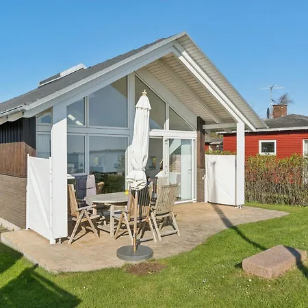 Unique House - Right On The *