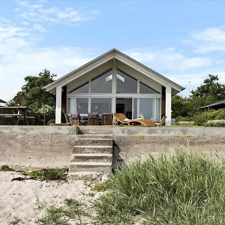 Unique House - Right On The * سفينبورغ